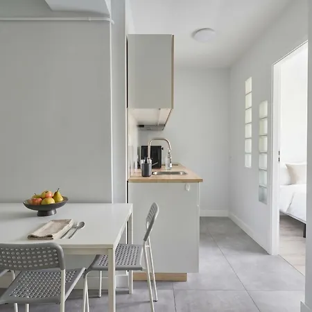 Golden Apartments- Center - One Bedroom - Kredytowa 아파트 *